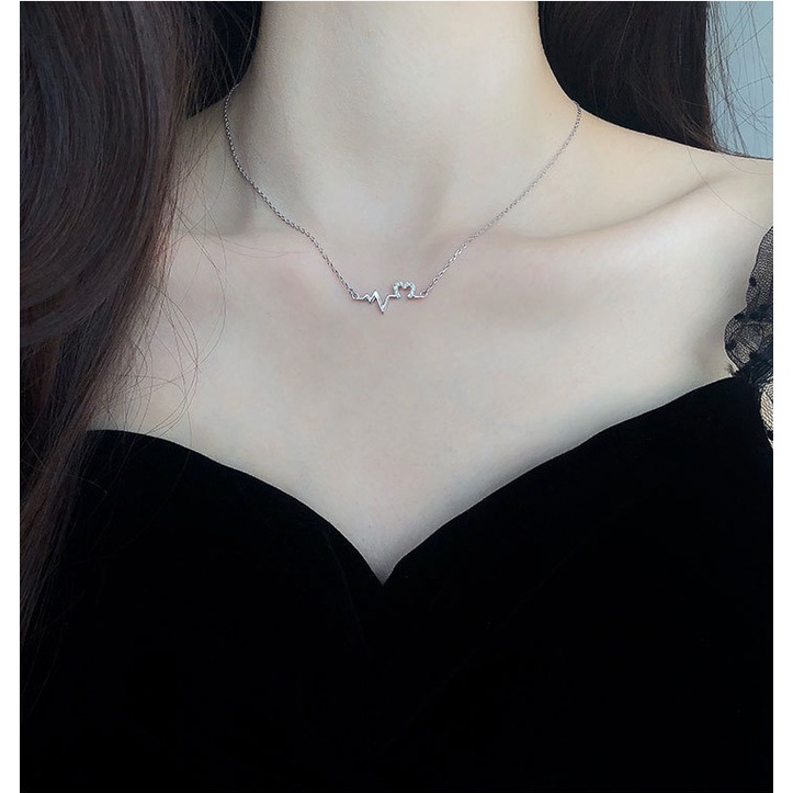 Kalung kristal Berlian Detak Jantung Sederhana Korea S925 Perak Emas Wanita Fashion Perhiasan Aksesoris Baja Titanium Berbentuk Hati Liontin Rantai Necklace