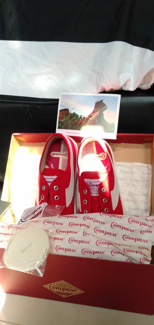  BNIB Sepatu  Compass  Gazelle Low BW 100 Original 