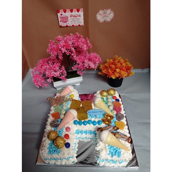 

Monogram cake rasa pandan hiasan by request