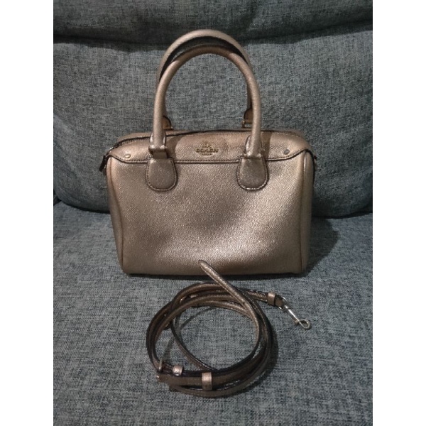 tas coach Bennet mini gold Preloved