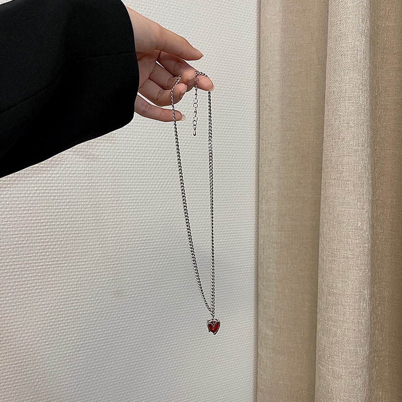 Kalung Rantai Dengan Liontin Hati Zircon Warna Merah Tua Untuk Wanita