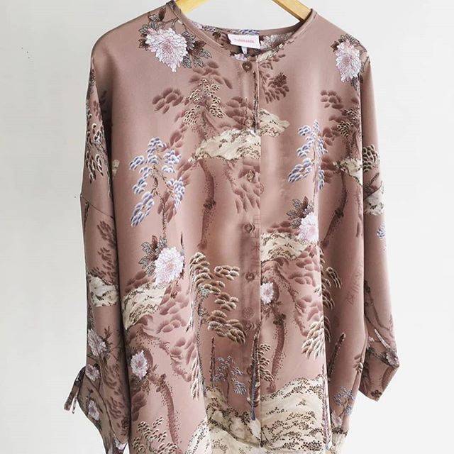 Jingmi Top Salem Ria Miranda