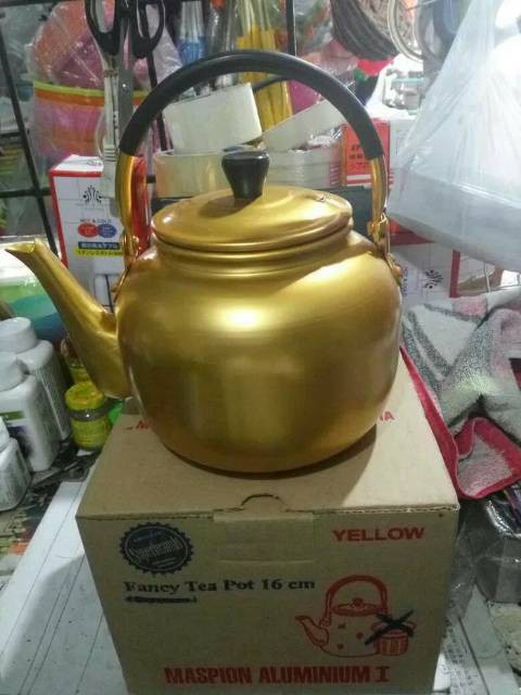 Teko / Kettle Kuningan Maspion 1,8 Liter Tebal