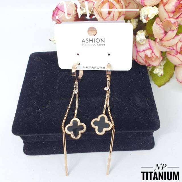 Anting titanium jurai rosegold E14036