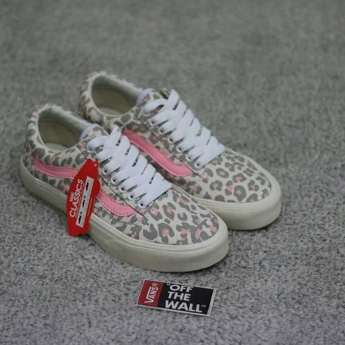 vans leopard print sole