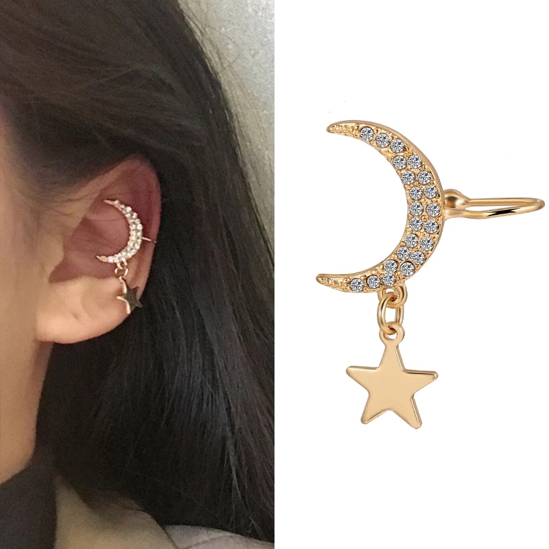 Anting Klip Desain Bulan Bintang Aksen Kristal Mutiara Warna Emas Gaya Retro Korea Untuk Wanita