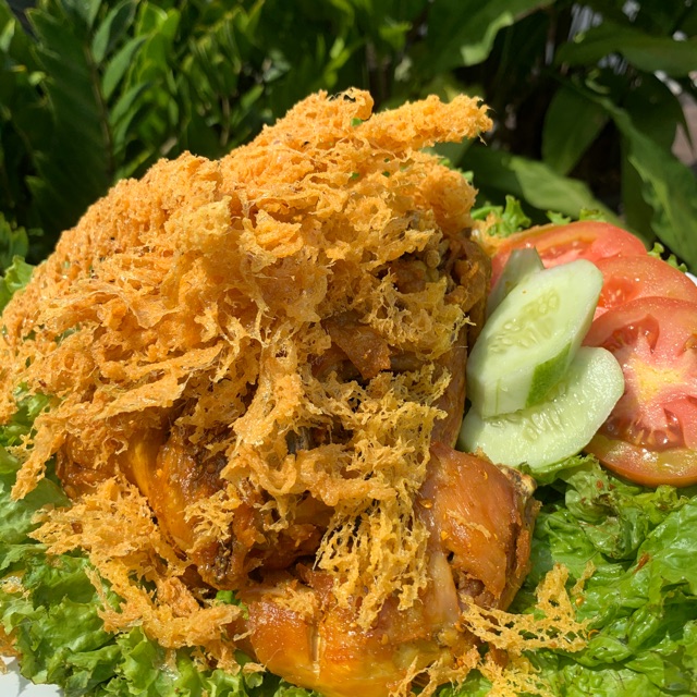 

Ayam goreng kremes satu ekor