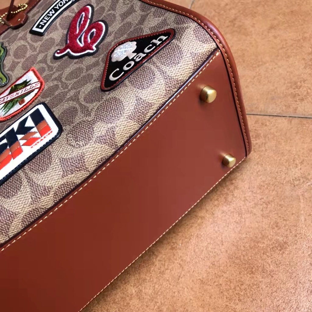 tote bag wanita women C6846 6846 Field Tote In Signature Canvas With Patches Tan Rust