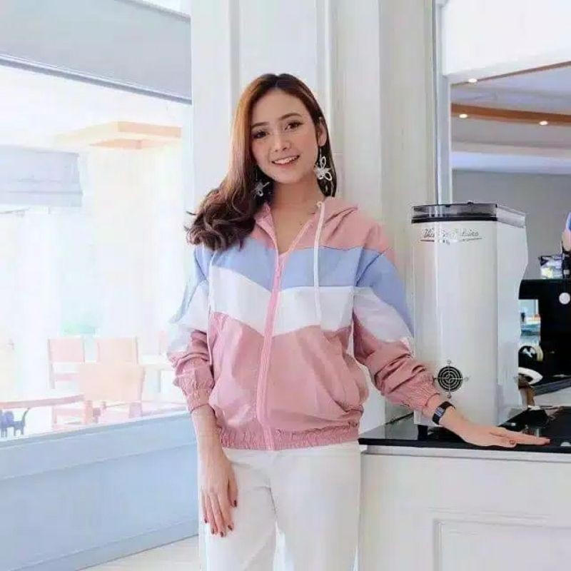 JAKET PARASUT CEWEK JAKET LUMINO KOMBINASI WARNA