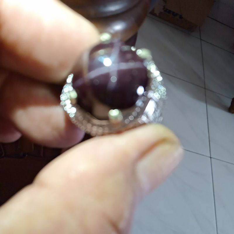Red garnet star empat
