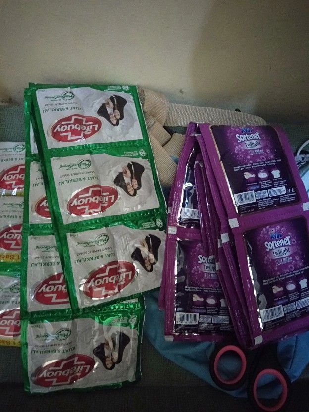 Soklin Softener Satu Renceng Isi 14 Sachet