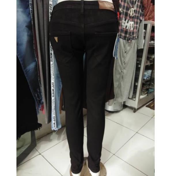 Ea9CodeCelana levis mandalay hitam(ready) F29