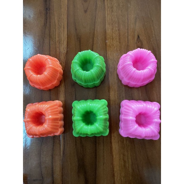 12 biji Cetakan Kue Putu Ayu Bolu Kukus Bulat dan Kotak