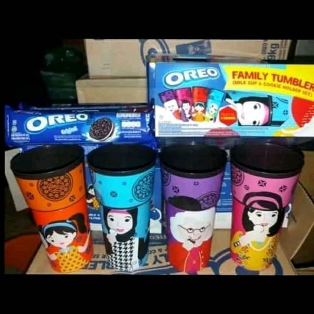 

Family Oreo Tumbler Vanilla Coklat Strawberry