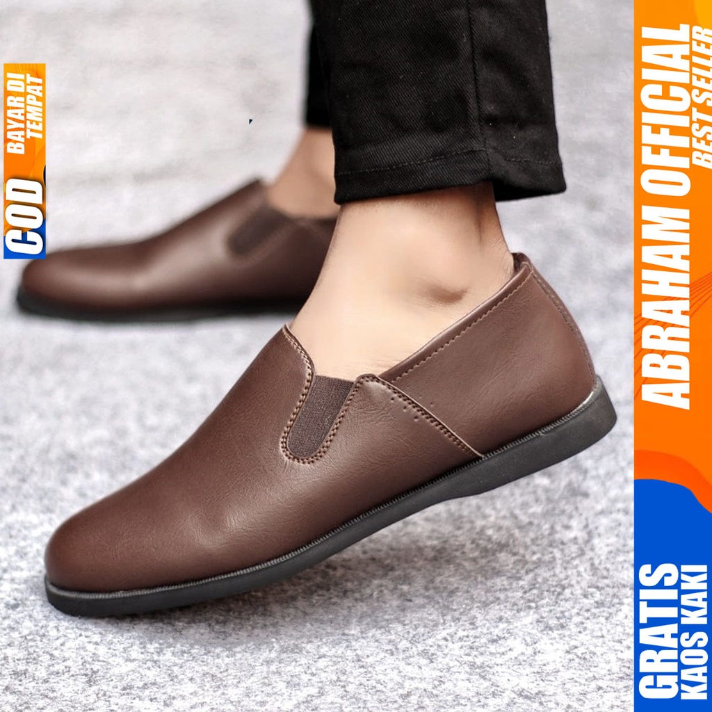 Sepatu Casual Pria Slip On Slop Selop Pansus Santai Kulit Pu Kerja Kantor Kulit Kondangan Hitam Polos Fashion shoes Terbaru Original Murah Kekinian Cowok POLAS ABRAHAM