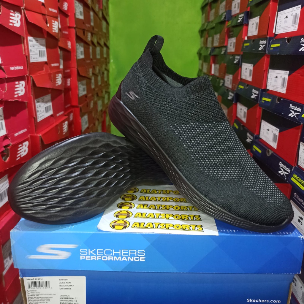 Skechers Go Strike 54211-BKGY Sepatu Sneaker Slip On Pria ORIGINAL