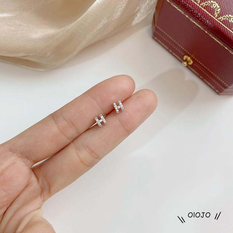 Anting Tusuk Bentuk Huruf H Mini Untuk Wanita ol2