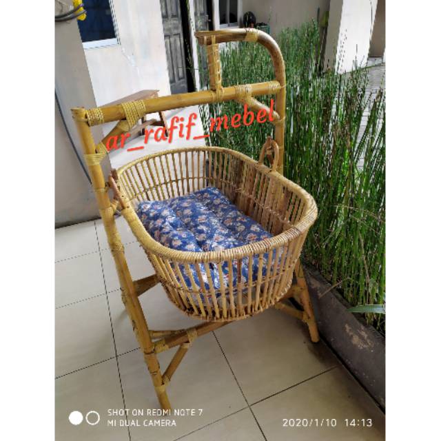 Ayunan bayi rotan / ayunan rotan / ayunan bayi / ayunan / box bayi