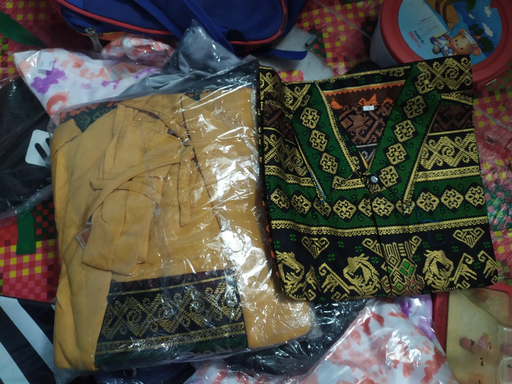 Batik Edo - Batik Couple Yasmine Lilit Couple Yasmin Kutubaru Feriska Ferizka
