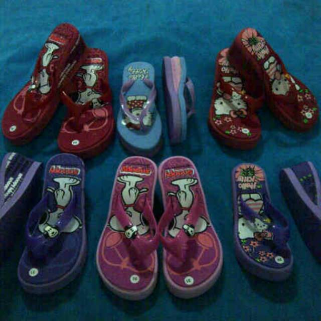 Sandal Snoopy Wedges anak