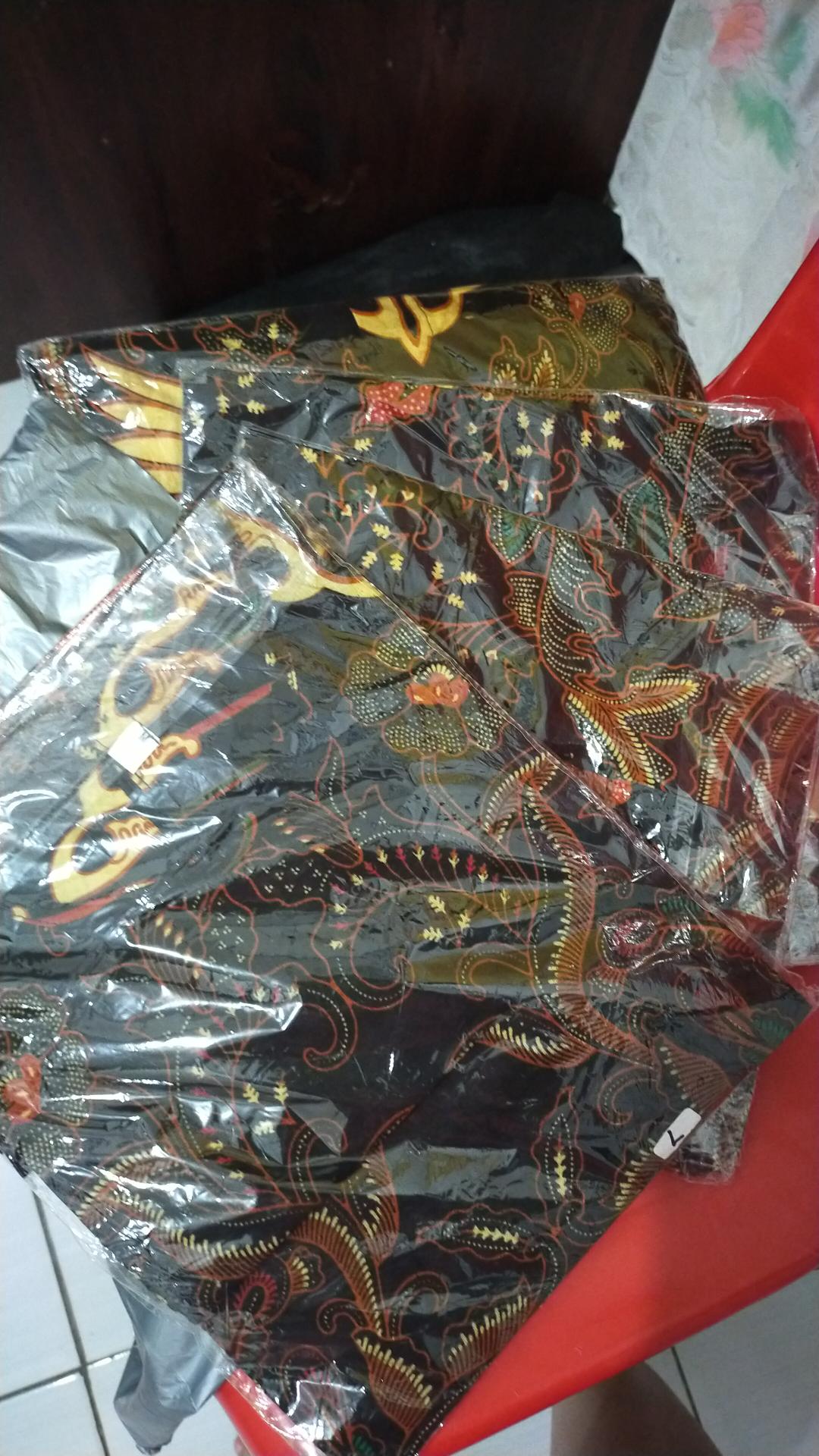 Couple Keluarga - Couple Batik Indonesia Sarimbit