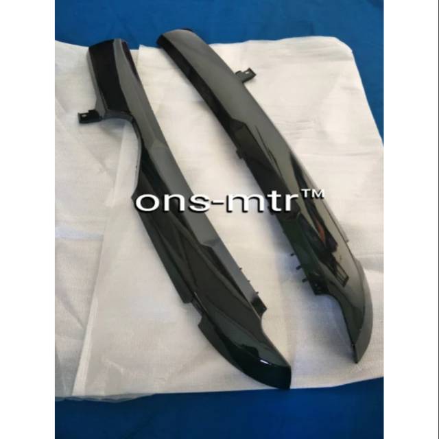 Lis dek bawah sirip body bawah LR Scoopy fi 2013-2016 hitam