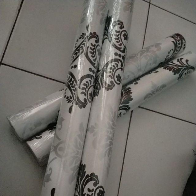 Wallpaper Dinding Batik Hitam Garis Bunga Kuning