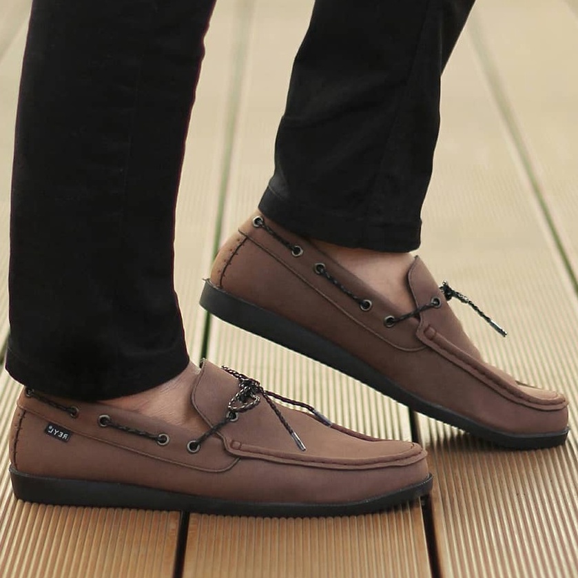 LICK MILO |ManNeedMe x Reyl| Sepatu Loafers Pria Casual Shoes ORIGINAL