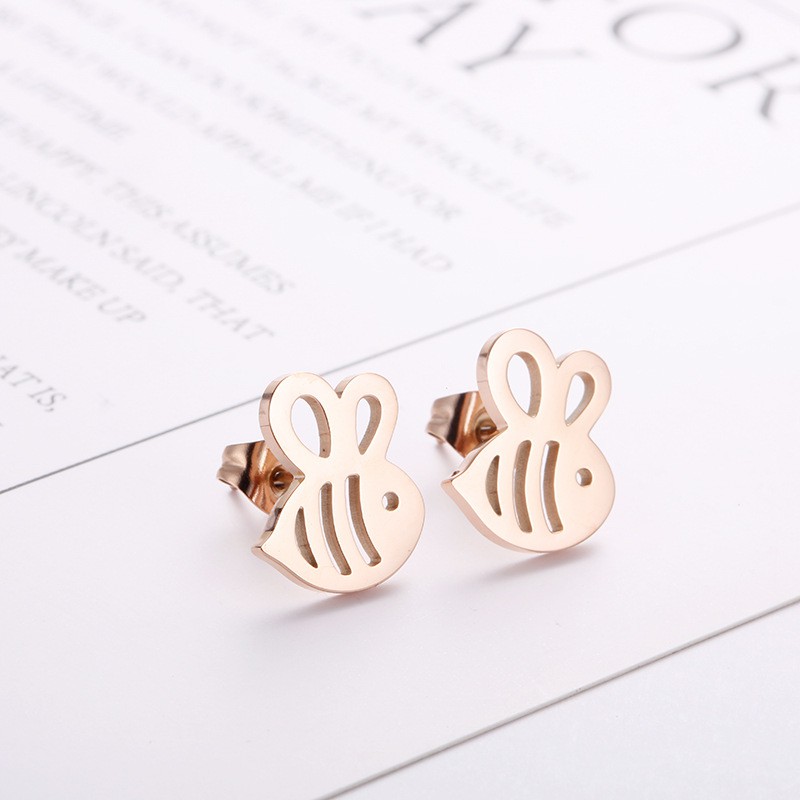 Anting Titanium Rose Gold Asli Wanita Fashion Anti Karat Murah AA041 motif lebah lucu