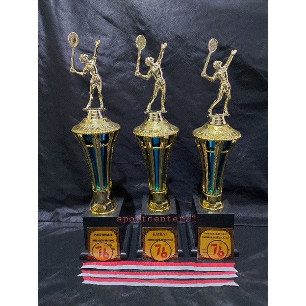 trophy/piala badminton piala bulutangkis set juara 123 /satuan