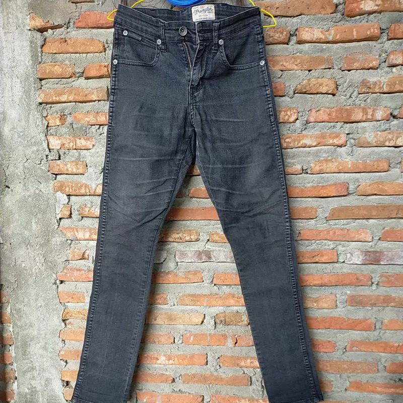 wrangler Bryson preloved skinny size 29