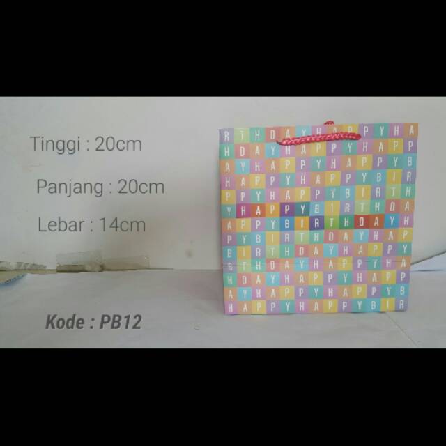 

PapperBag PB12 Tas Kado Kulitas Bagus Murah Tempat Kado Hadiah Kasih Sayang