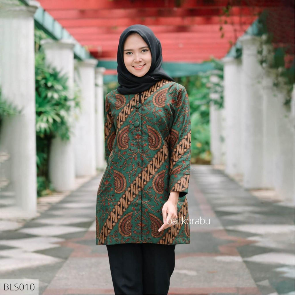 Batik Prabu Blouse Wanita Bahan Katun Baturaden Reguler Fit BLS010