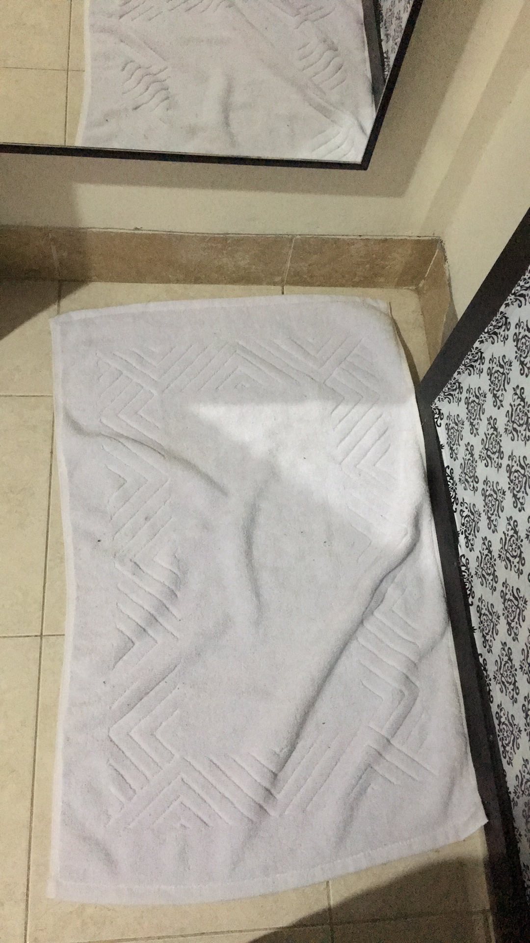 Keset Kaki Handuk Hotel Putih 45x70 Tebal & Serap