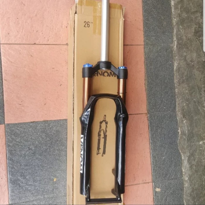 READY     Fork 26 Venom air Travel 120