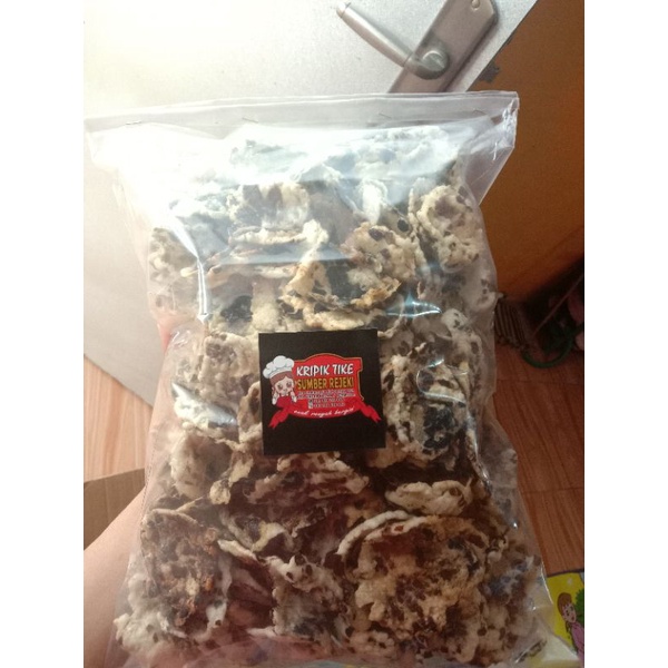 

kripik tike "sumber rejeki" 1kg