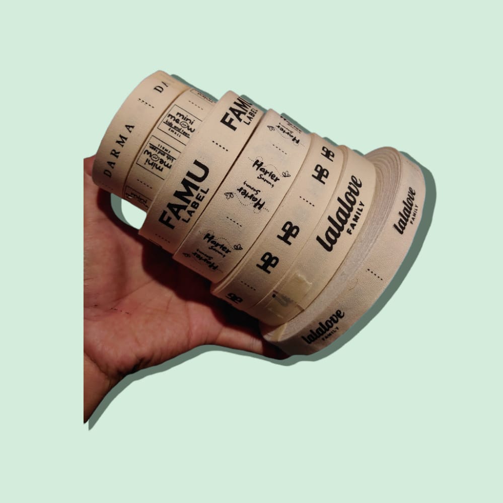 

Label hijab / Label woven katun halus