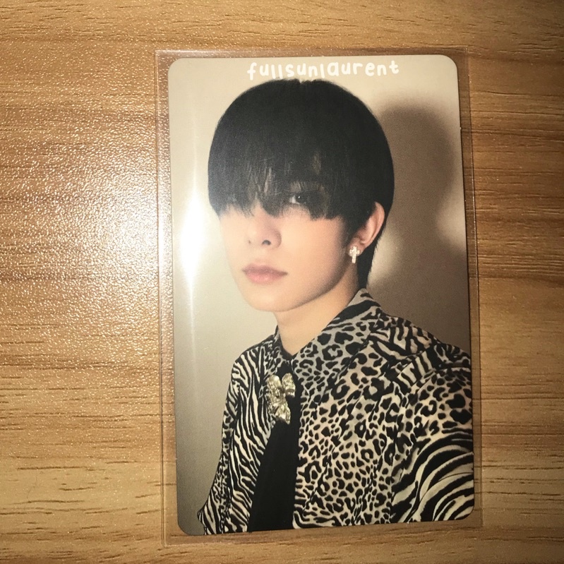pc heeseung scylla ver selca hee enhypen d:d photocard hee