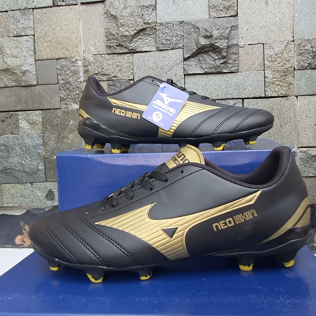 TERBARU..!! SEPATU BOLA MIZUNO NEO SHIN REALPICT