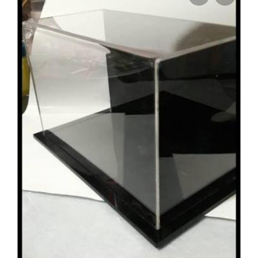 

AKRILIK BOX HANTARAN / BOX DISPLAY (Tdk Berikut Alas bagian bw)
