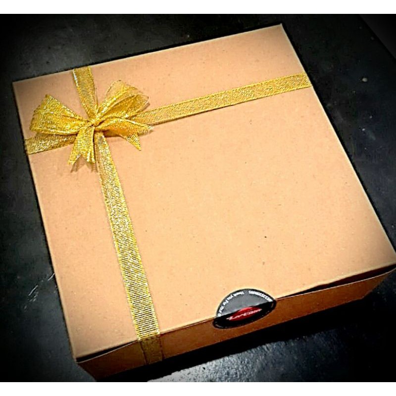 

Gift Box hampers besar