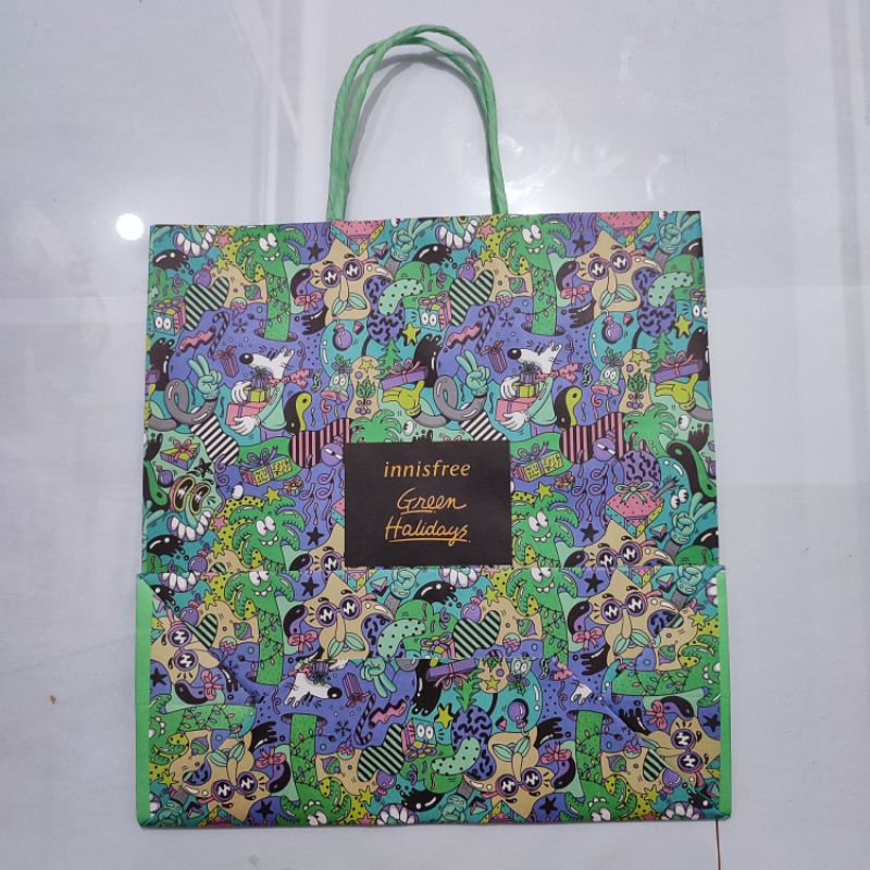 PAPER BAG GOOD CONDITION INNISFREE THE FACE SHOP LANCOME METRO PEDRO SOCIOLLA SOGO