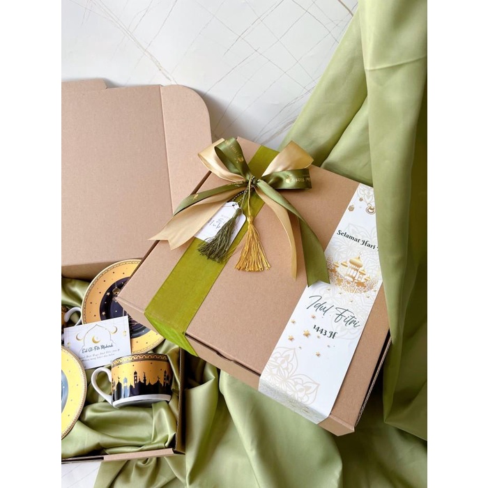 

RAMADHAN HAMPERS IDUL FITRI HAMPERS BOX CANGKIR SET PUASA EID MUBARAK Best Seller