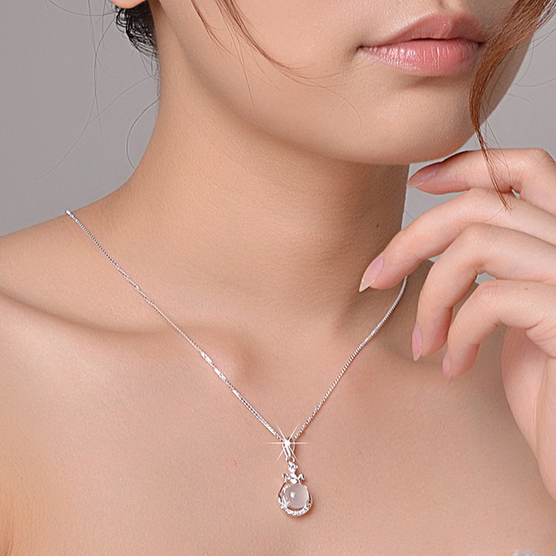 [Ready Stock]Fashion White Crystal Pendant Opal Necklace