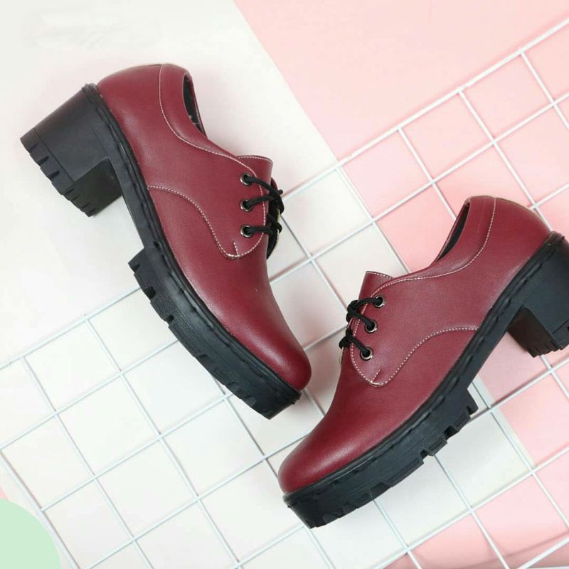 Sepatu boot hak wanita original etnik shoes