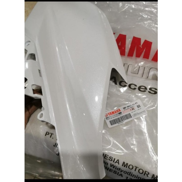 SAYAP DEPAN KANAN BODY COWLING KANAN NMAX ASLI ORI YAMAHA 2DP F8377 00 P1