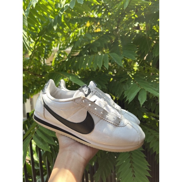 second nike cortez