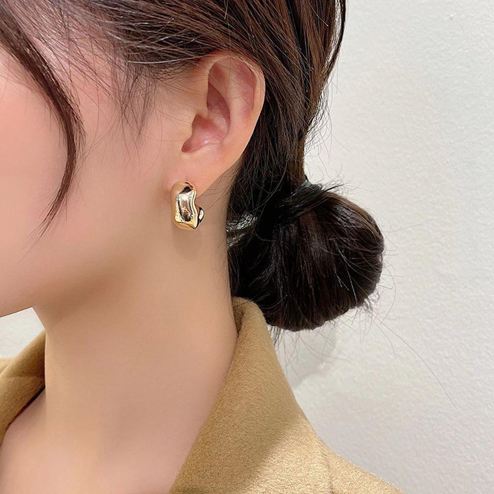 Mxbeauty Anting Wanita Kepribadian Pesta Geometris Desain Fashion Temperamen Lady Tidak Teratur Stud Earrings