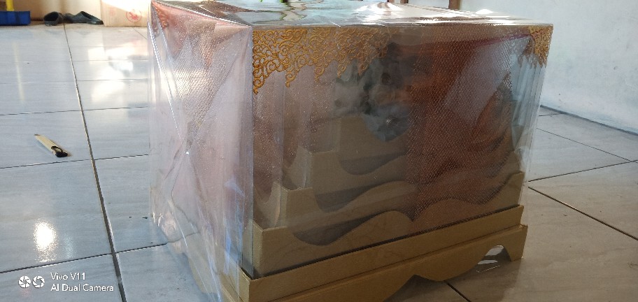 Box Seserahan 1 Set Isi 5 Sudah Termasuk Bunga, Tile Dan Sudut Ukir