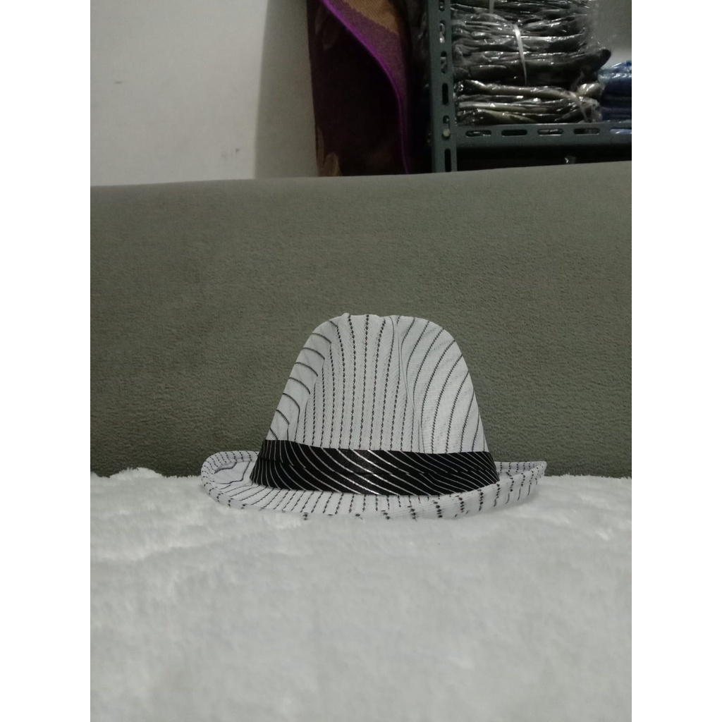 Topi Koboy Fedora Jazz Vintage Motif Salur Murah